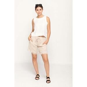 NEW NIKKY APPARELS pull on shorts in beige